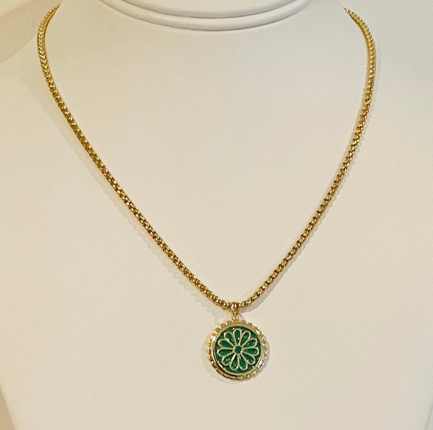 Daisy Necklace